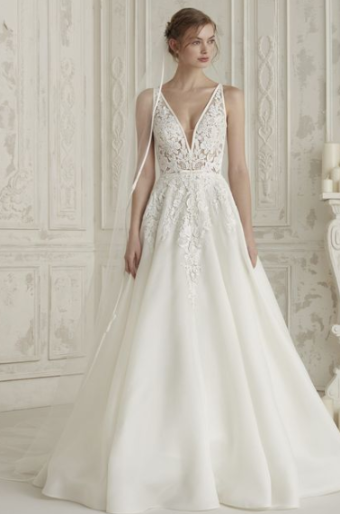 Pronovias Elis #0 thumbnail