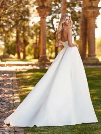 Pronovias Nora #2 thumbnail