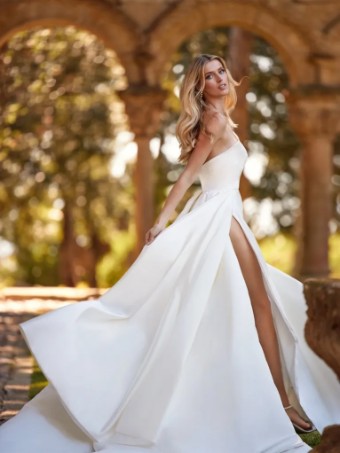 Pronovias Nora #1 thumbnail