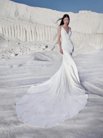 Pronovias Sunshine #0 thumbnail